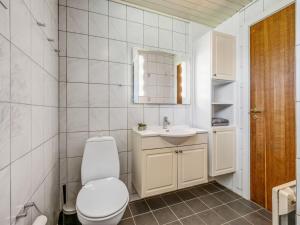 Holiday Home Edite - 500m from the sea by Interhome