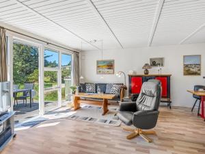 Holiday Home Edite - 500m from the sea by Interhome