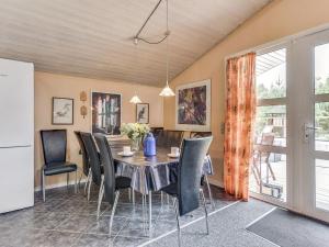 Holiday Home Tascha - 1-5km from the sea by Interhome