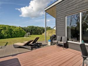 Holiday Home Siegfried - 500m from the sea by Interhome