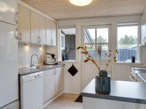 Holiday Home Monja - 2-2km from the sea by Interhome