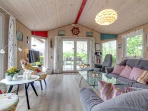 Holiday Home Gudni - 250m from the sea by Interhome