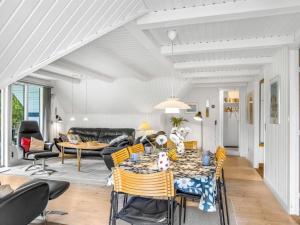 Holiday Home Lilo - 1km from the sea by Interhome