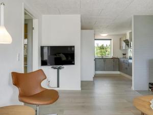 Holiday Home Sunna - 500m from the sea by Interhome