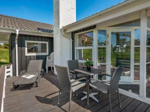 Holiday Home Domna - 800m from the sea by Interhome