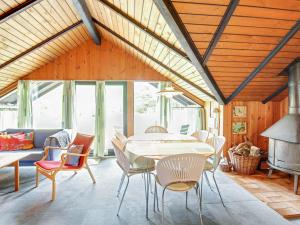 Holiday Home Anka - 2km from the sea by Interhome