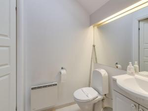 Apartment Guthir - 1-2km from the sea by Interhome