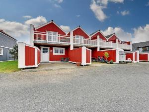 Apartment Guthir - 1-2km from the sea by Interhome