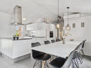 Holiday Home Jonke - 800m from the sea by Interhome