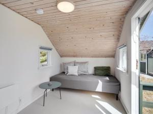 Holiday Home Absolon - 1-5km from the sea by Interhome