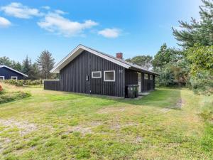 Holiday Home Aurel - 750m from the sea by Interhome