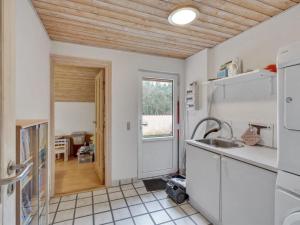 Holiday Home Vicktoria - 500m to the fjord by Interhome