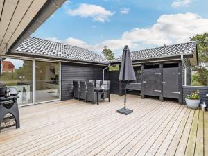 Holiday Home Fenno - 900m from the sea by Interhome