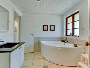 Holiday Home Satzur - 800m from the sea by Interhome