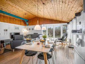 Holiday Home Askatla - 800m from the sea by Interhome