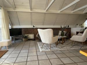 Holiday Home Edvard - 400m from the sea by Interhome