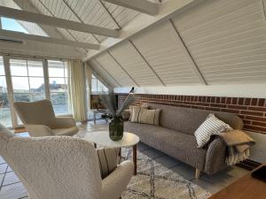 Holiday Home Edvard - 400m from the sea by Interhome