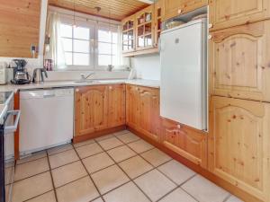 Holiday Home Edvard - 400m from the sea by Interhome