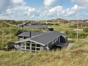 Holiday Home Jess - from the sea by Interhome