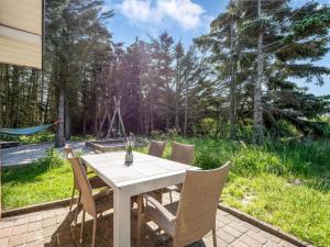 Holiday Home Ewy - 300m from the sea by Interhome