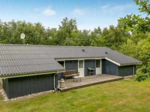 Holiday Home Fredger - 1-8km from the sea by Interhome