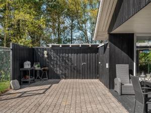 Holiday Home Ursel - 800m from the sea by Interhome