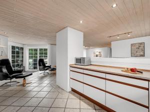 Holiday Home Seppo - 900m from the sea by Interhome