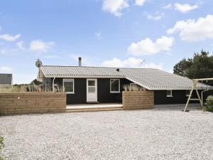 Holiday Home Rolfkarl - 500m from the sea by Interhome