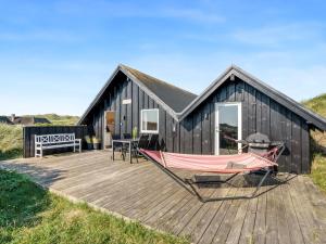 Holiday Home Eggert - from the sea by Interhome