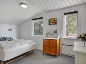 Holiday Home Teodosija - from the sea by Interhome