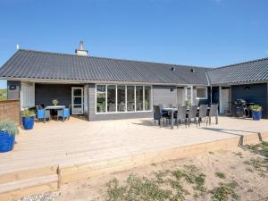 Holiday Home Hillevi - 200m from the sea by Interhome