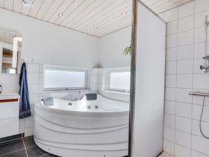 Holiday Home Sotir - from the sea by Interhome
