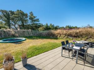 Holiday Home Gillis - 900m from the sea by Interhome