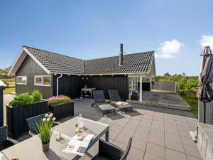 Holiday Home Christan - 1-2km from the sea by Interhome