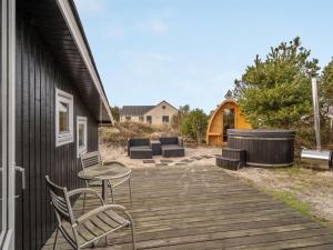 Holiday Home Julan - 600m from the sea by Interhome