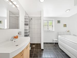Holiday Home Urte - from the sea by Interhome