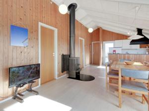Holiday Home Lowe - from the sea by Interhome
