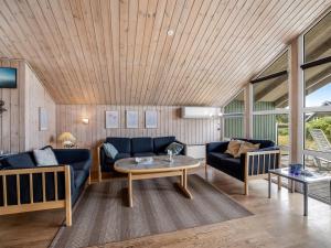 Holiday Home Gedda - 700m from the sea by Interhome
