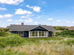 Holiday Home Eugenie - 450m from the sea by Interhome