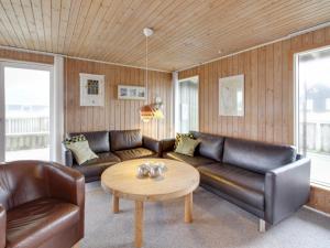 Holiday Home Aase - from the sea by Interhome