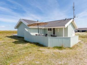 Holiday Home Zaga - from the sea by Interhome