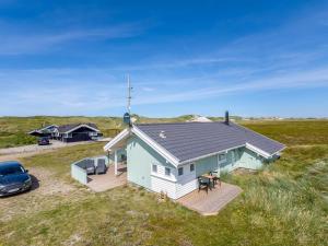 Holiday Home Zaga - from the sea by Interhome