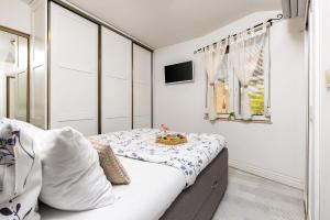 Stylish 1BD Flat with a terrace near the centre of Plovdiv by Flat Mаnager