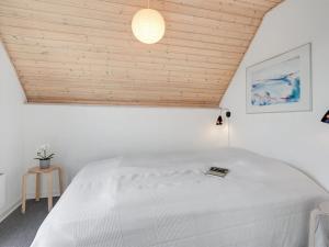 Holiday Home Armelle - from the sea by Interhome