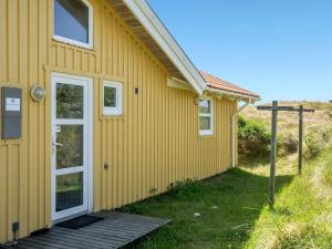 Holiday Home Midja - 800m from the sea by Interhome