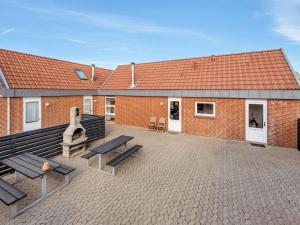 Holiday Home Teresia - 600m from the sea by Interhome