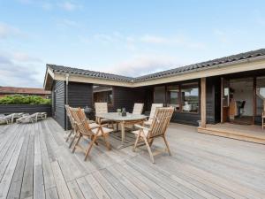 Holiday Home Leleks - 200m from the sea by Interhome