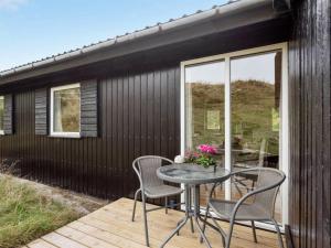 Holiday Home Hélène - 400m from the sea by Interhome