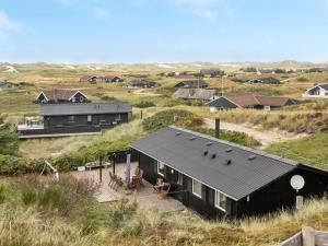 Holiday Home Hélène - 400m from the sea by Interhome