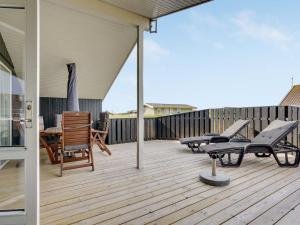 Holiday Home Apolonia - from the sea by Interhome